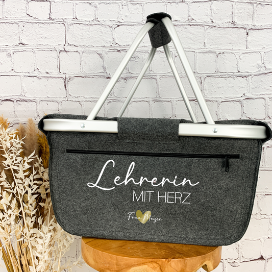 Anthrazitfarbener Einkaufskorb mit der Aufschrift 'Lehrerin mit Herz', Geschenk für Lehrerinnen.