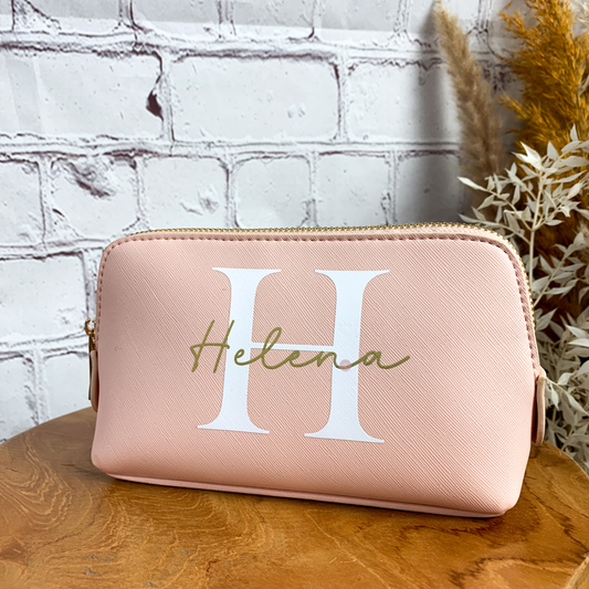 Personalisierte Kosmetiktasche mit Name Helena auf rosa Hintergrund – 18. Geburtstag Mädchen Geschenk.