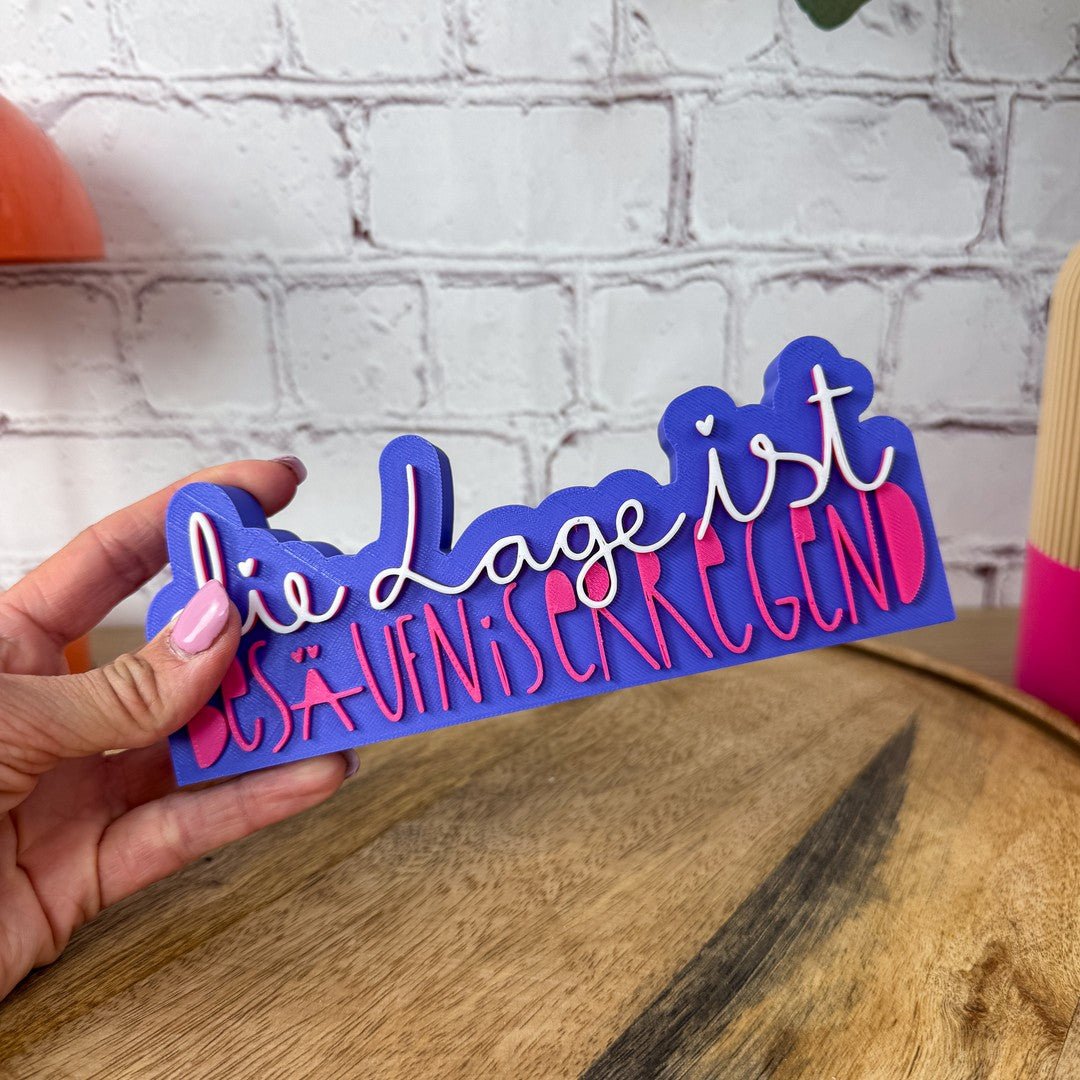 3D Schriftzug Besäufniserregend 18 cm violett-magenta-weiß PLA – lustiges Einzugsgeschenk für Freundin