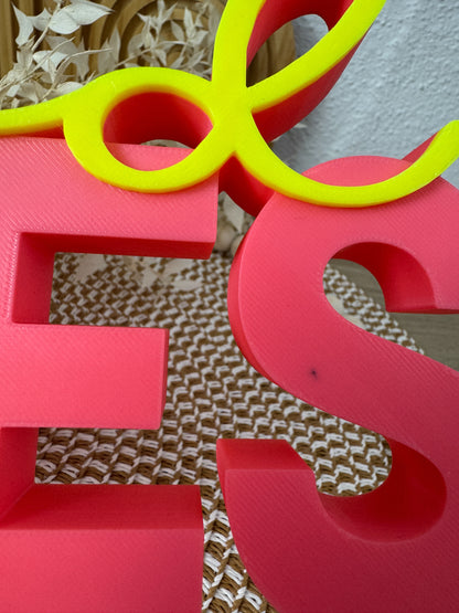 3D Schriftzug Good Vibes Rosa-Neongelb – B-Ware
