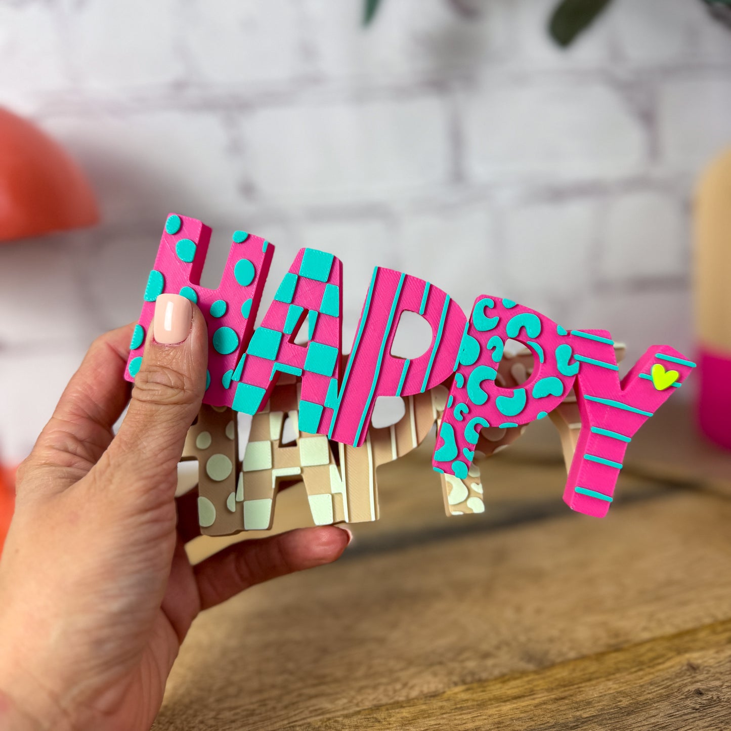3D Schriftzug Happy