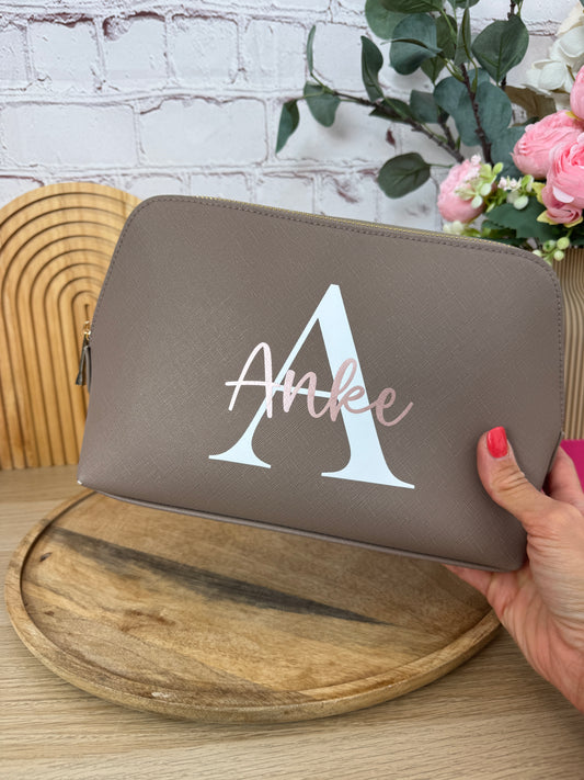 Kosmetiktasche aus PU-Leder in Taupe als Probedruck