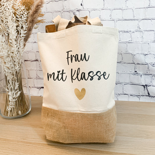 Baumwolljuteshopper Frau mit Klasse