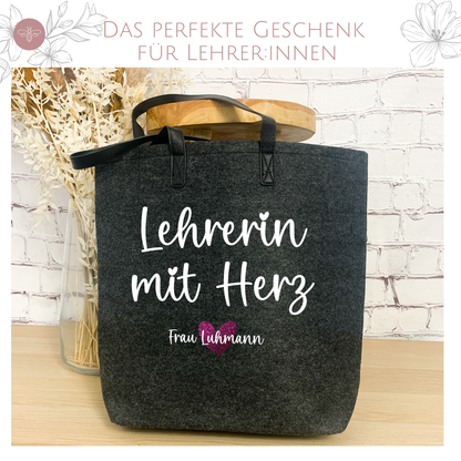 Filz Tasche Leherin mit Herz - Geschenk zum Abschied für Lehrerin