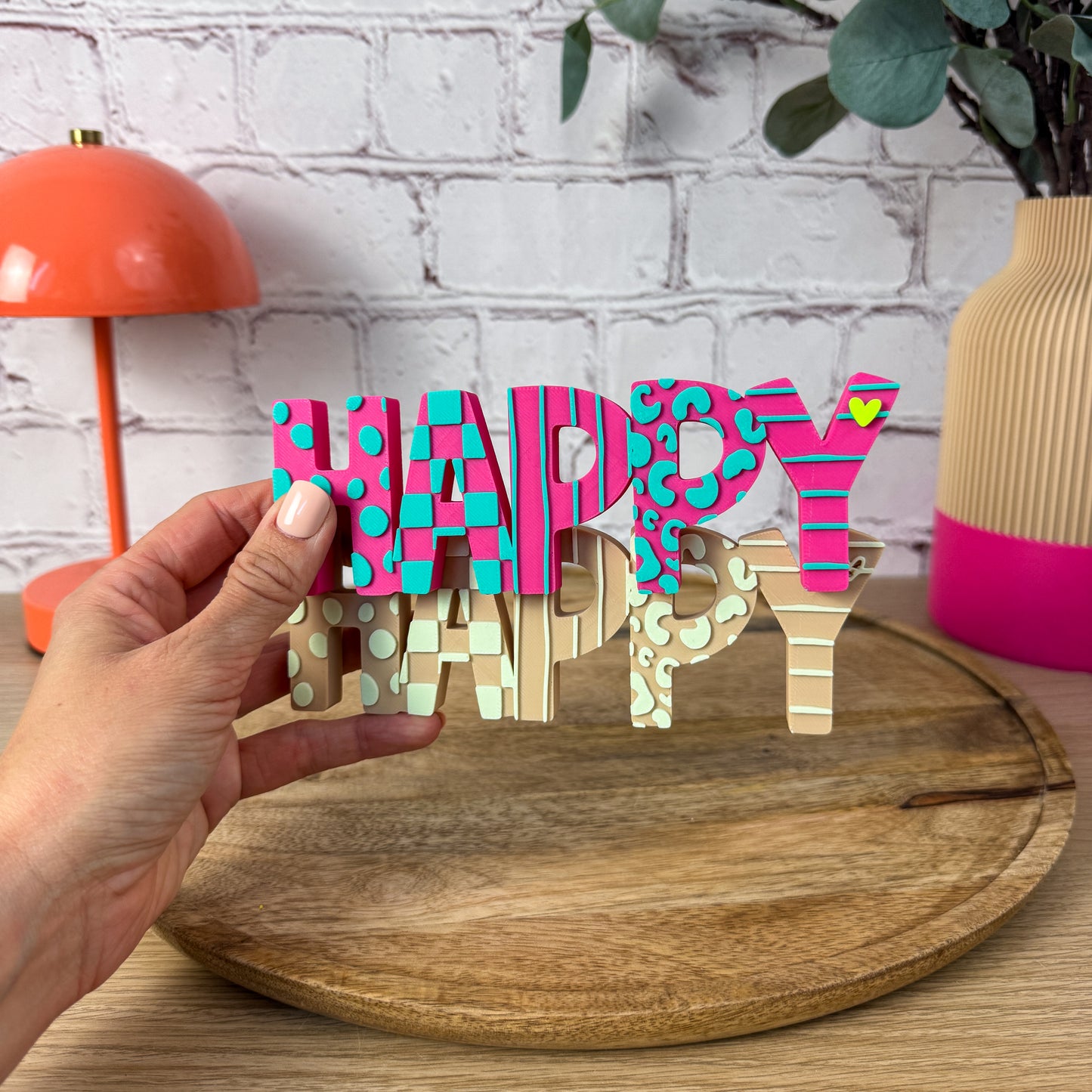 3D Schriftzug Happy