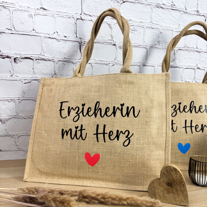 Jutetasche „Erzieherin mit Herz“ – Personalisiertes Geschenk zum Kita-Abschied