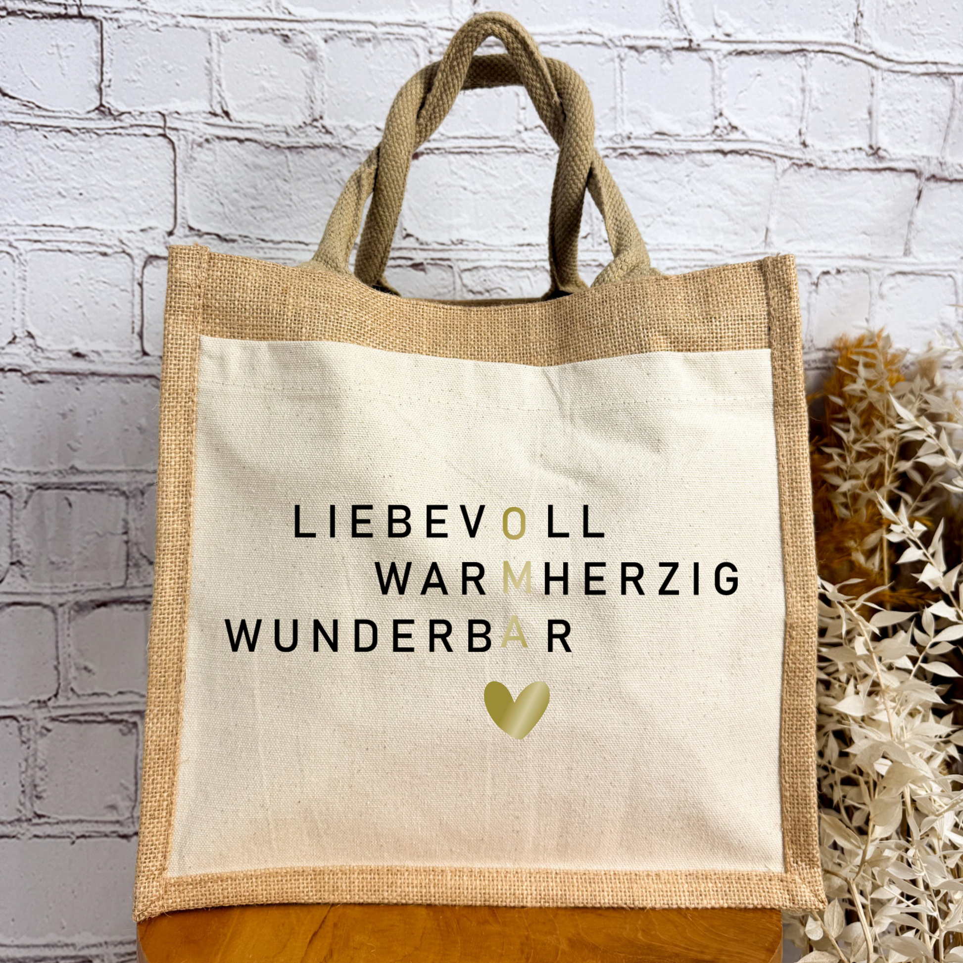 Jutetasche mit liebevoller Botschaft für Oma – perfekte Geschenkidee zum Muttertag oder Geburtstag.