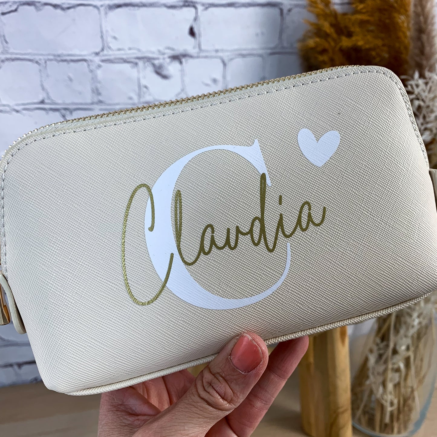 personalisierte Kosmetiktasche mit Namen, Initiale und Herz