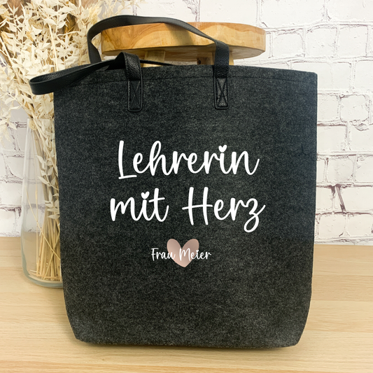 Filz Tasche Leherin mit Herz - Geschenk zum Abschied für Lehrerin