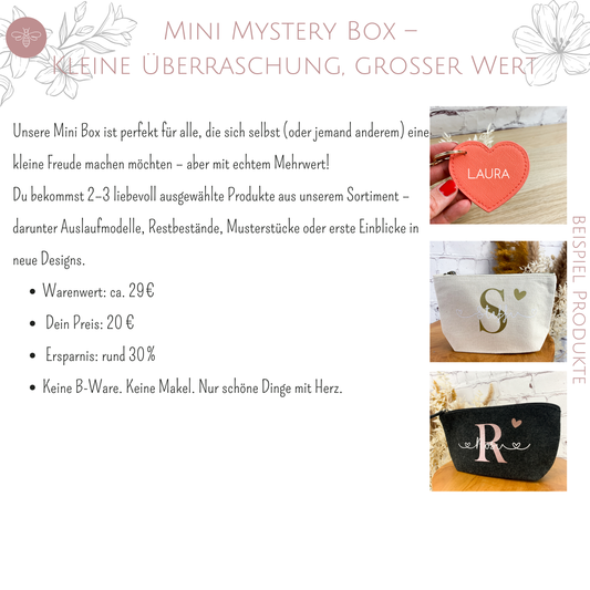 Produktgrafik zur Mini Mystery Box mit Textbeschreibung, Preisvorteil, Warenwert und Beispielbildern von Kosmetiktäschchen und Anhänger mit Namen