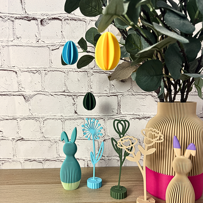 Mini Osterei aus PLA als moderne Osterdeko zum Aufhängen an Zweigen dekoriert