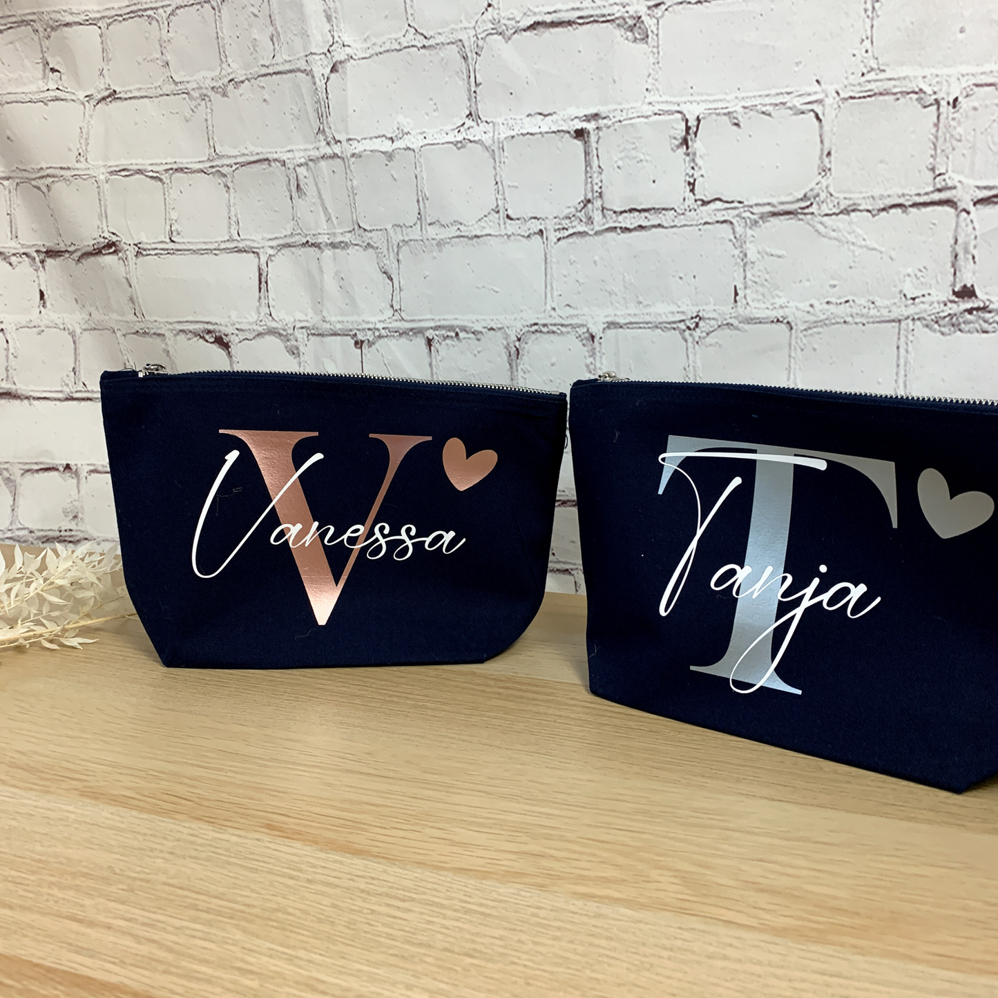 Kosmetiktasche personalisiert aus Filz Initiale + Namen (Herz)