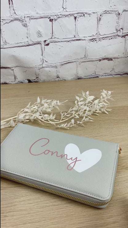 Schmucketui mit Name und Herz für die Reise